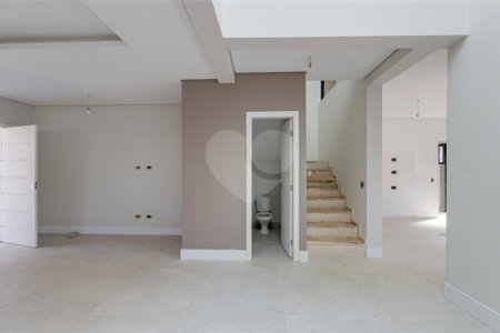 Casa à venda com 4 suítes no condomínio Reserva Robélia, São Paulo - SP