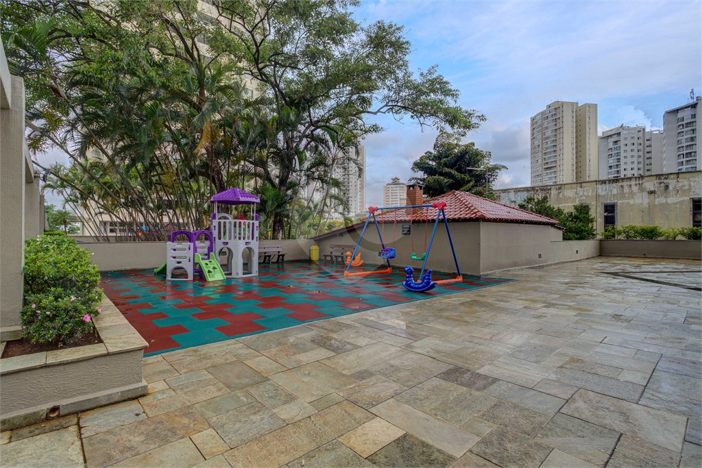Apartamento à venda com 3 quartos, sendo 1 suíte, em Jardim Marajoara, São Paulo, SP