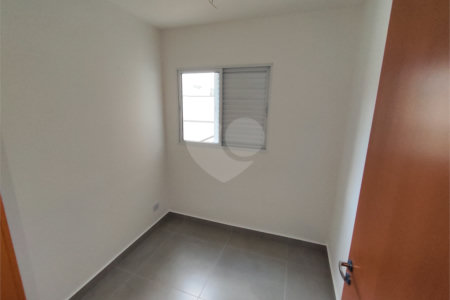 Apartamento à venda com 2 quartos em Vila Vitório Mazzei, São Paulo, SP