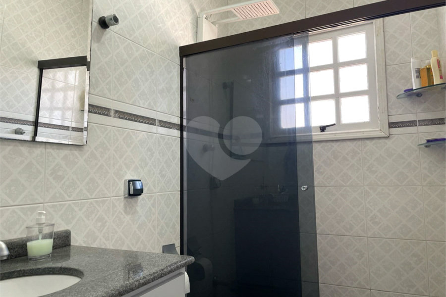 Sobrado à venda com 3 quartos, sendo 1 suíte, em Vila Paiva, São Paulo, SP