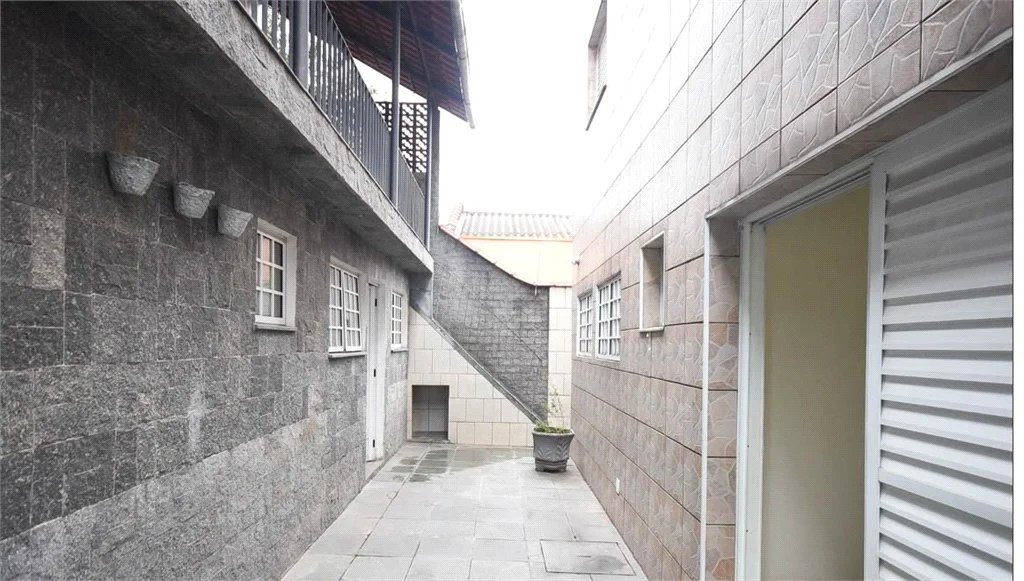 Casa à venda com 4 quartos, sendo 3 suítes,  em Super Quadra Morumbi, São Paulo, SP