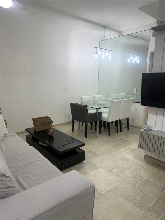 Casa à venda com 3 quartos, sendo 1 suíte, no condomínio Villas de São Francisco, São Paulo - SP