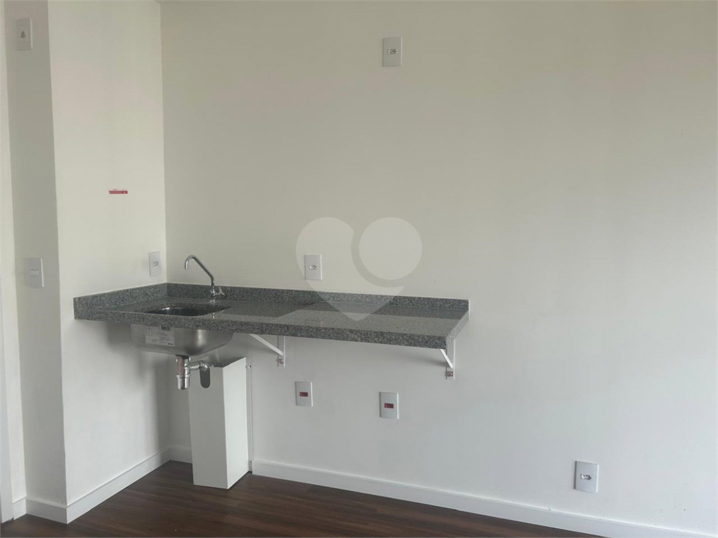 Apartamento à venda com 1 suíte em Cerqueira César, São Paulo, SP