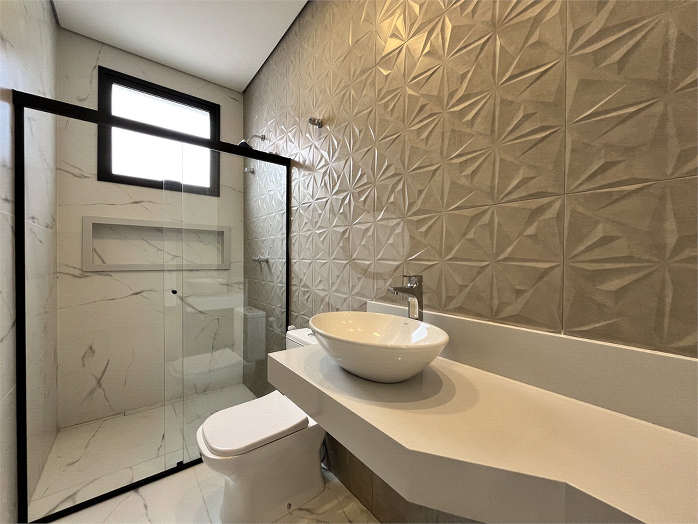 Casa à venda com 4 suítes no condomínio Mont Blanc, Sorocaba - SP