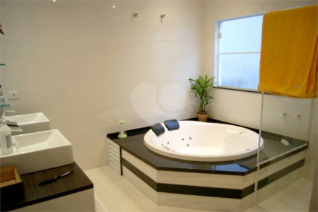 Casa à venda com 3 suítes no condomínio Mont Blanc, Sorocaba - SP