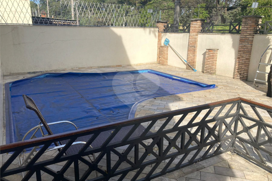 Casa à venda com 3 quartos, sendo 1 suíte, no condomínio Barbará II, São Paulo - SP
