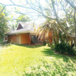 Casa à venda com 3 quartos, sendo 1 suíte,  no condomínio Estância Marambaia, Vinhedo - SP