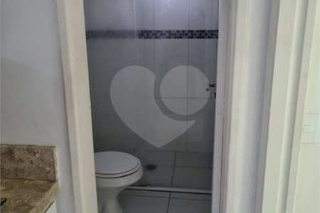Flat à venda com 1 suíte em Moema, São Paulo, SP