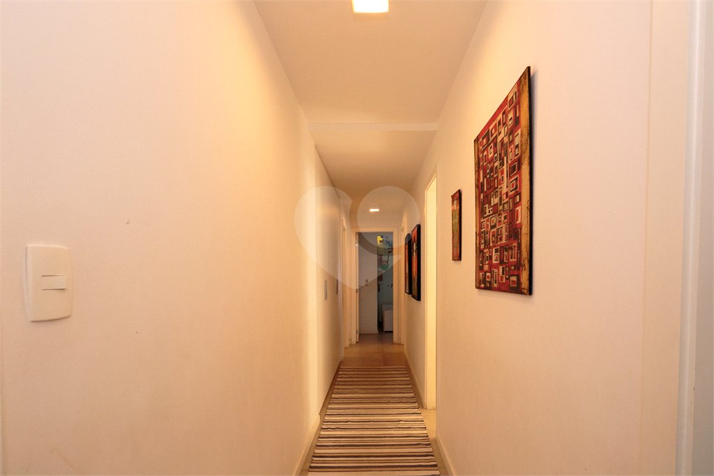 Apartamento à venda com 4 quartos, sendo 1 suíte, em Alto da Boa Vista, São Paulo, SP