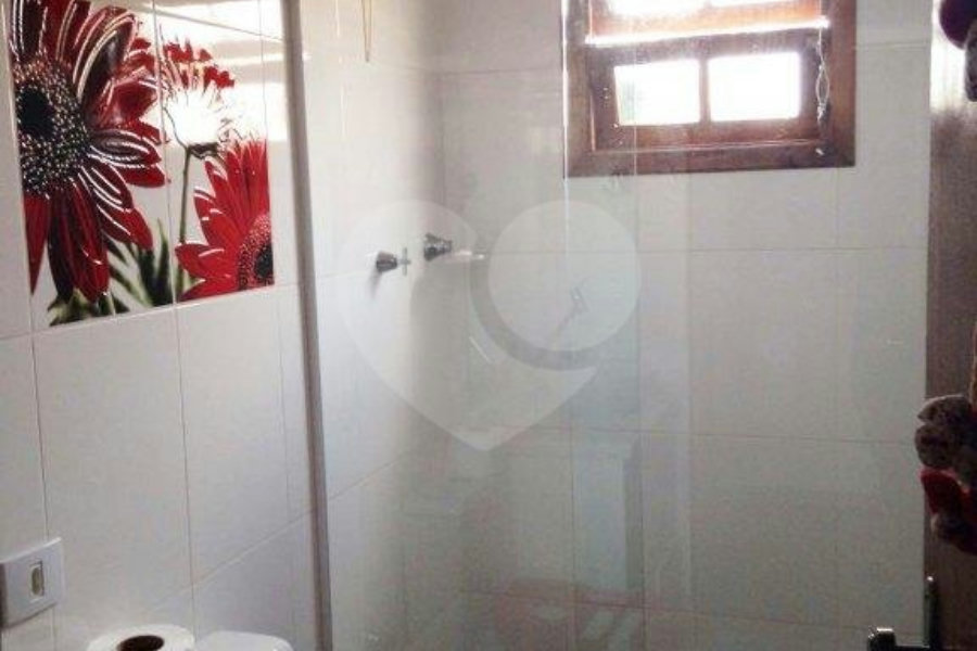 Casa à venda com 4 quartos, sendo 1 suíte,  em Tremembé, São Paulo, SP