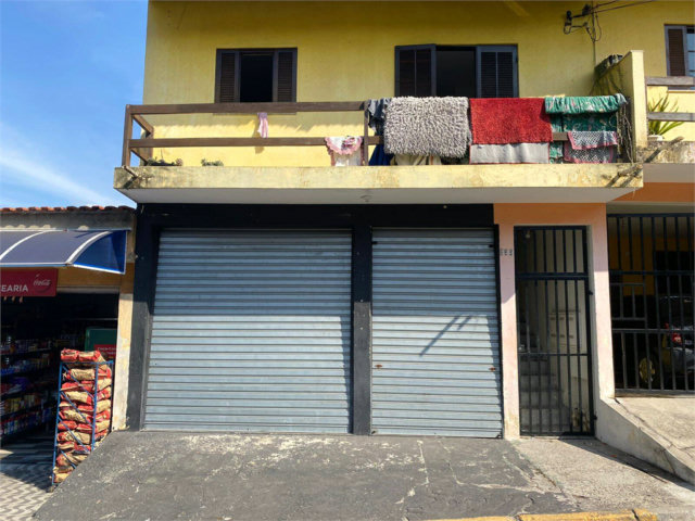 Salão Comercial para alugar em Vila Júlia, Poá, SP