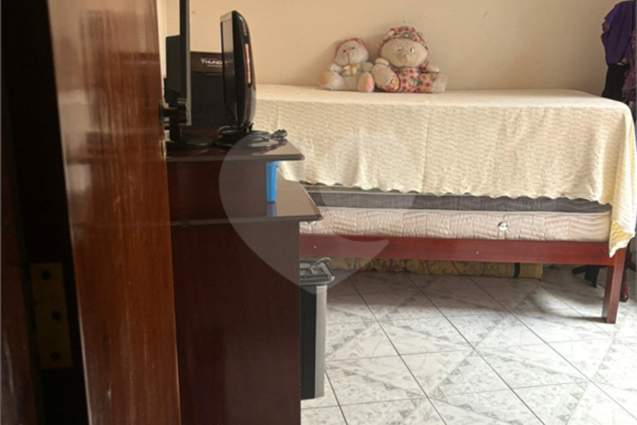 Sobrado à venda com 4 quartos em Tremembé, São Paulo, SP