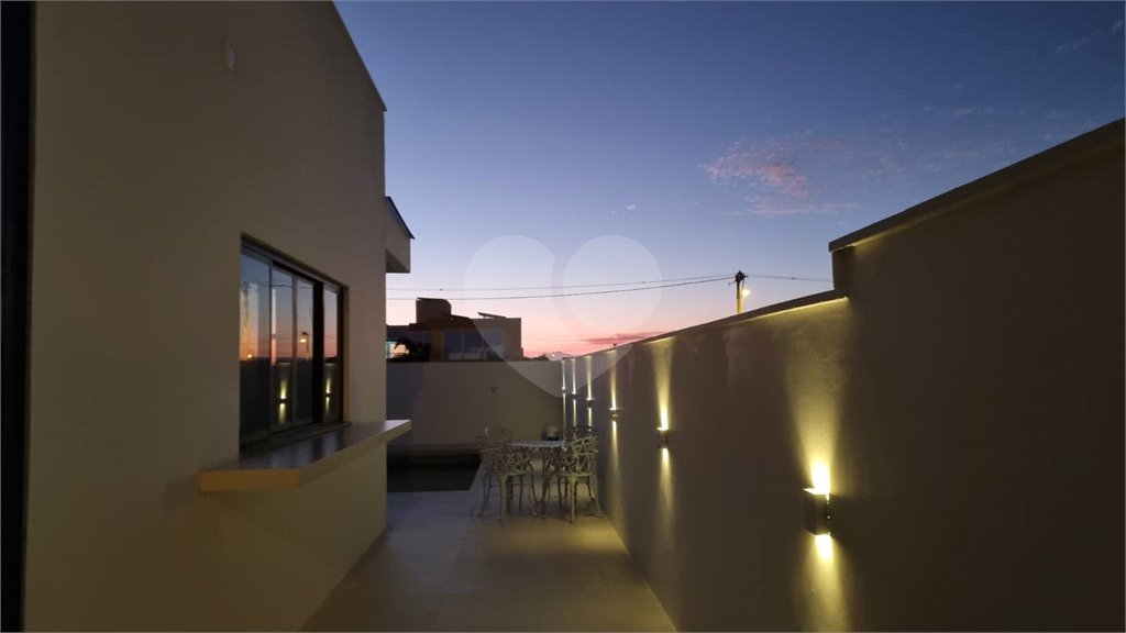 Casa à venda com 3 suítes em Ogiva, Cabo Frio, RJ