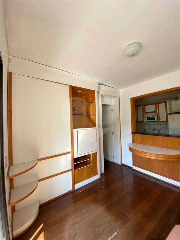 Apartamento à venda com 1 quarto em Vila Suzana, São Paulo, SP