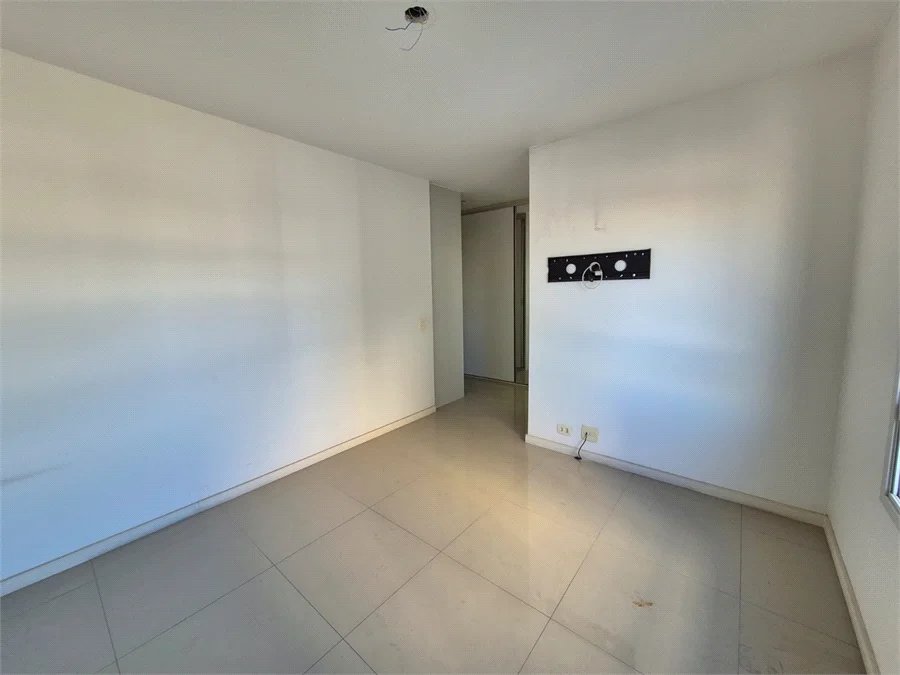 Apartamento à venda com 3 quartos, sendo 1 suíte, em Jardim Olympia, São Paulo, SP