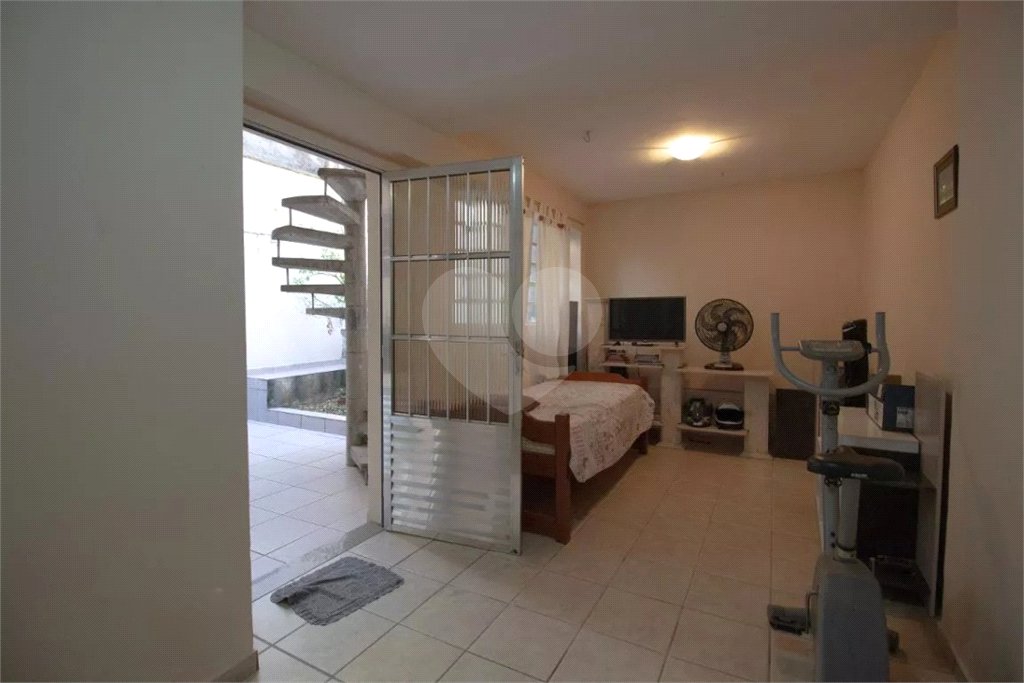 Sobrado à venda com 3 quartos em Jardim Trussardi, São Paulo, SP