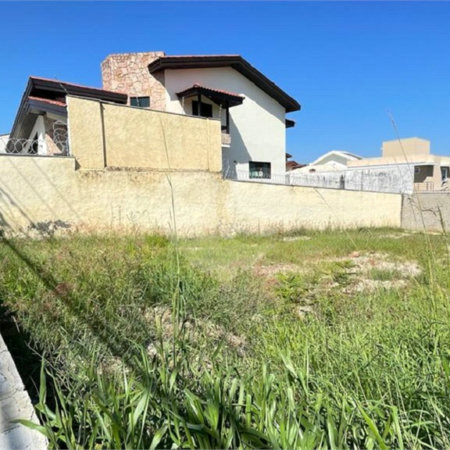 Casa à venda com 3 quartos, sendo 1 suíte, em Jardim Pires de Mello, Sorocaba, SP