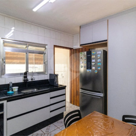 Casa à venda com 2 quartos, sendo 1 suíte,  no condomínio Colina de Goiás, São Paulo - SP