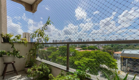 Apartamento à venda com 4 quartos, sendo 1 suíte,  em Cidade Monções, São Paulo, SP