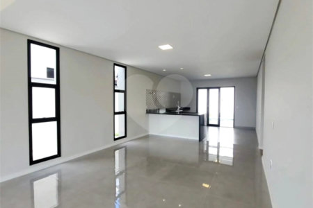 Casa à venda com 3 suítes no condomínio Mosaico Essence Cond., Mogi das Cruzes - SP