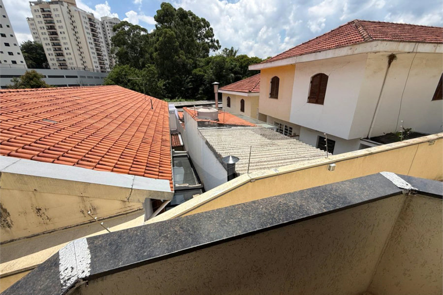 Casa à venda com 3 quartos, sendo 1 suíte, no condomínio Felipe, São Paulo - SP