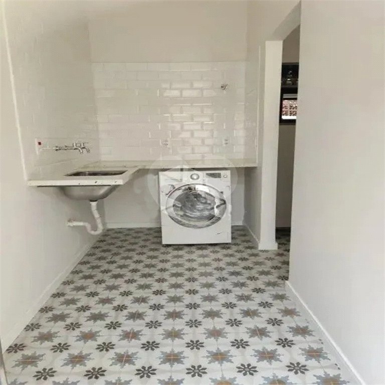 Casa à venda com 3 quartos, sendo 1 suíte,  em Parada Inglesa, São Paulo, SP