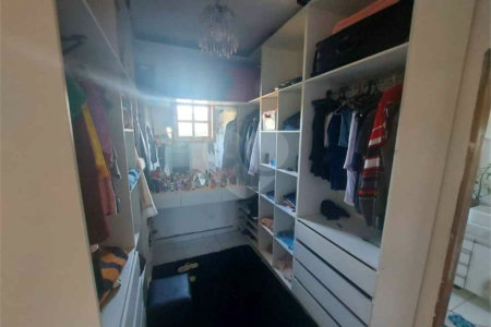 Casa à venda com 4 quartos, sendo 3 suítes,  no Centro, Bom Jesus dos Perdões, SP