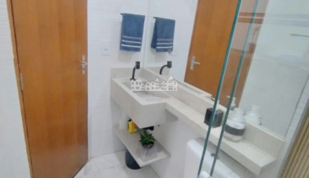 Casa à venda com 2 quartos no condomínio Almeria, Atibaia - SP