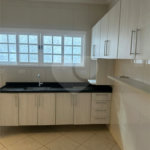 Casa à venda com 4 quartos, sendo 1 suíte,  no condomínio Jardim das Acácias, Cotia - SP