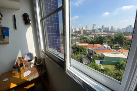 Apartamento à venda com 3 quartos, sendo 1 suíte, em Cerqueira César, São Paulo, SP