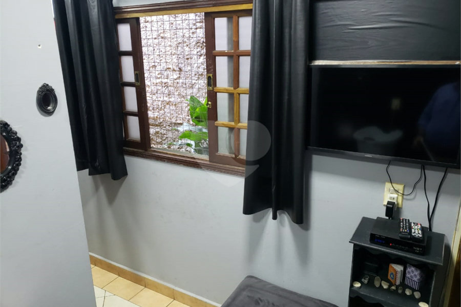 Sobrado à venda com 3 quartos, sendo 1 suíte, em Tremembé, São Paulo, SP