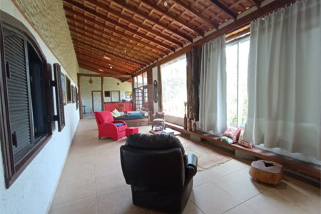 Chácara à venda com 5 quartos, sendo 3 suítes, em Vila Darcy Penteado (mailasqui), São Roque, SP