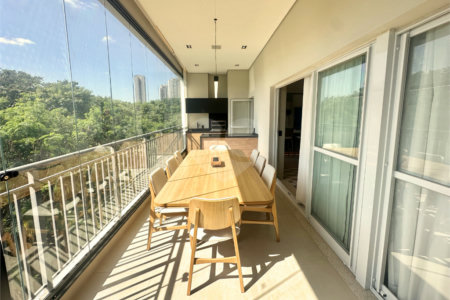 Apartamento à venda com 3 suítes em Santo Amaro, São Paulo, SP
