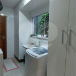 Casa para alugar com 4 quartos, sendo 3 suítes,  no condomínio Figueira Garden, Atibaia - SP