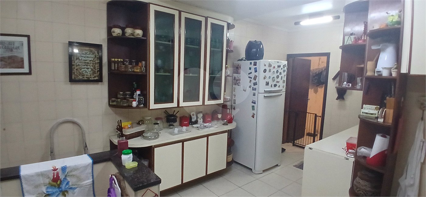 Sobrado à venda com 3 suítes em Nova Petrópolis, São Bernardo do Campo, SP