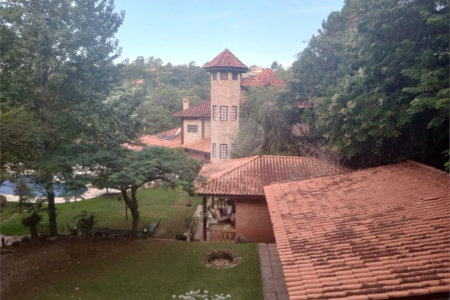 Chácara à venda com 7 quartos, sendo 3 suítes, em Saboó, São Roque, SP
