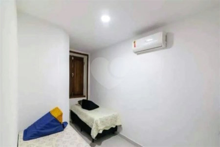 Casa à venda com 5 quartos, sendo 1 suíte,  em Tijuca, Rio de Janeiro, RJ