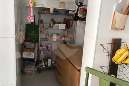 Sobrado à venda com 3 quartos, sendo 1 suíte,  em Rudge Ramos, São Bernardo do Campo, SP