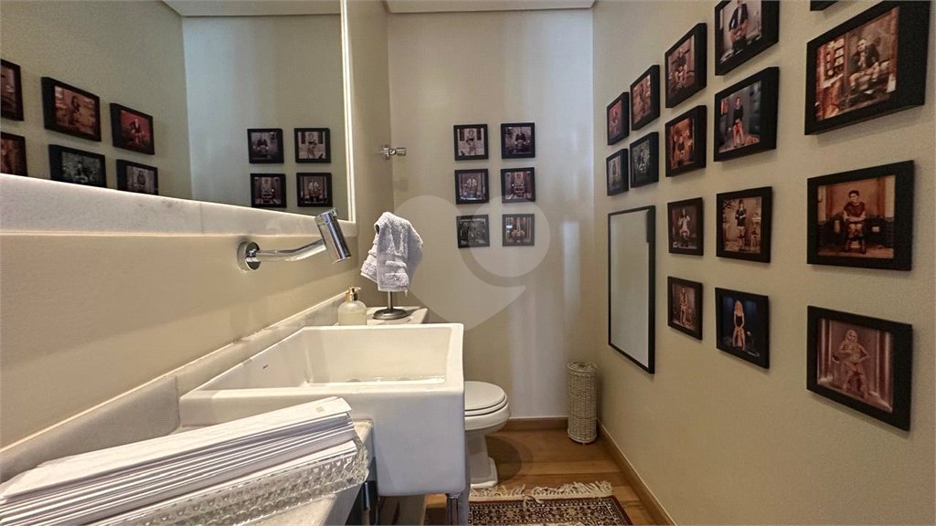Apartamento à venda com 3 quartos, sendo 2 suítes, em Jardim Paulista, São Paulo, SP