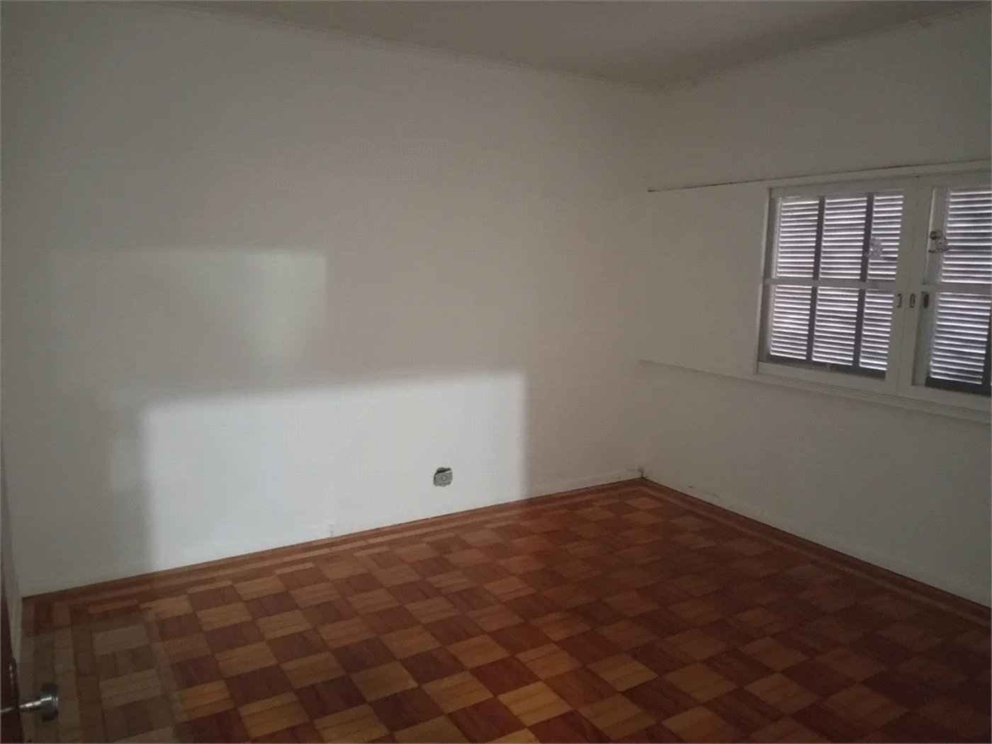 Casa Térrea à venda ou para alugar com 3 quartos, sendo 1 suíte,  em Caxingui, São Paulo, SP