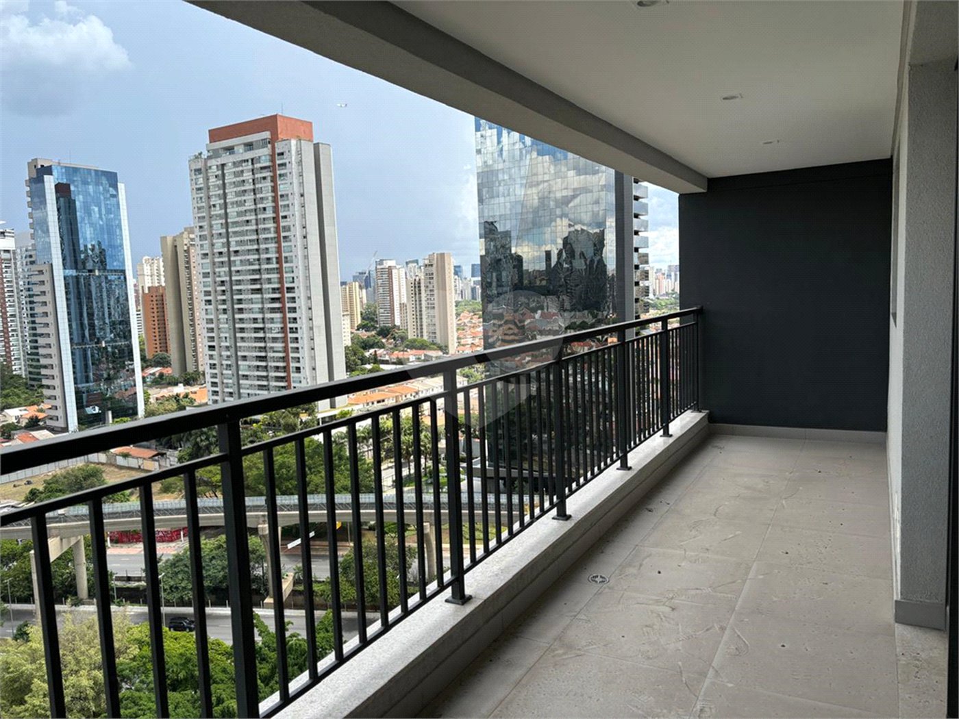Apartamento à venda com 1 suíte em Vila Cordeiro, São Paulo, SP