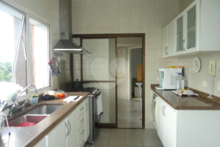 Apartamento à venda com 3 quartos, sendo 1 suíte, em Vila Suzana, São Paulo, SP