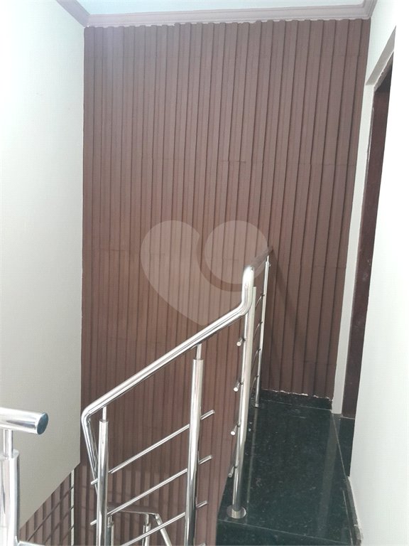 Sobrado á venda, com 03 Dormitórios, em Ibaté.