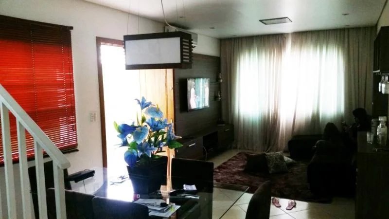 Casa à venda com 3 suítes em Vila Sônia, São Paulo, SP