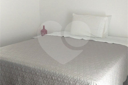 Casa à venda com 5 quartos, sendo 2 suítes, no condomínio Vinhas da Vista Alegre - Lado Sede, Vinhedo - SP