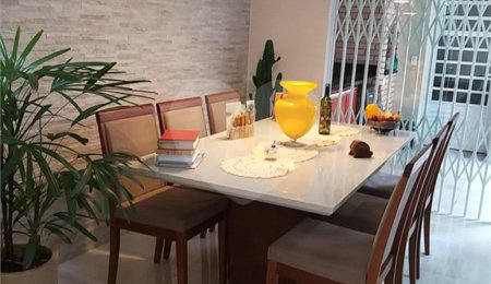 Casa à venda com 3 quartos, sendo 1 suíte, em Saúde, São Paulo, SP