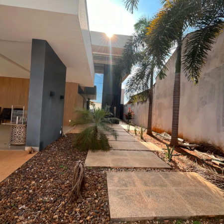 Casa à venda ou para alugar com 4 quartos, sendo 2 suítes,  em Santa Terezinha, Três Lagoas, MS