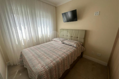 Apartamento à venda com 3 quartos, sendo 1 suíte, em Vila Andrade, São Paulo, SP