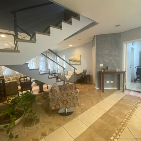 Casa à venda com 4 suítes no condomínio Okinawa, Paulínia - SP