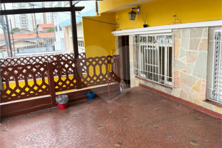 Sobrado à venda com 5 quartos, sendo 2 suítes, em Vila Universitária, São Paulo, SP